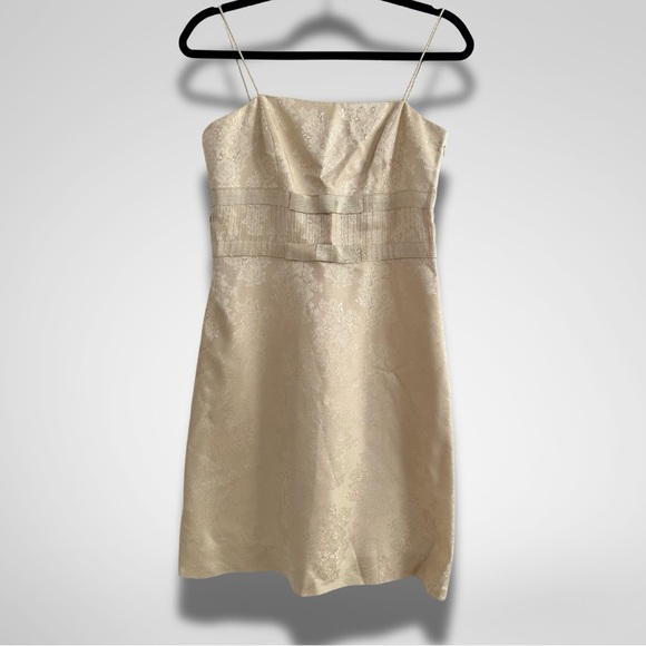 Ann Taylor Dresses & Skirts - Ann Taylor Cream Brocade Cocktail Dress